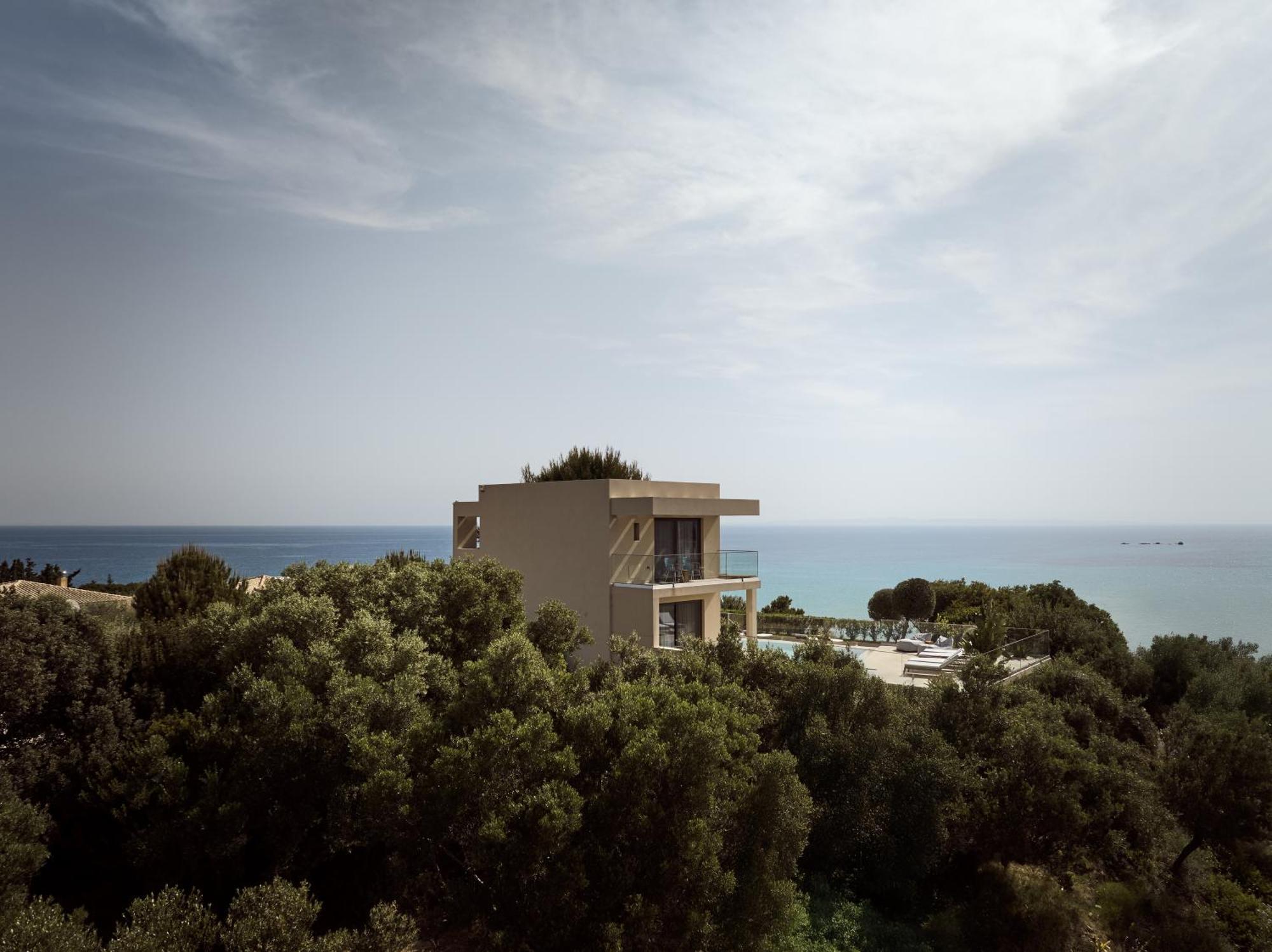 Uparati Villa - Hilltop Sea View Retreat ซีลีวี ภายนอก รูปภาพ